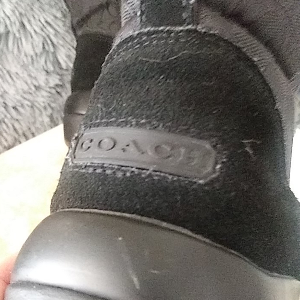 Boots - Picture 7 of 8